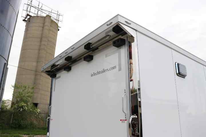 inTech Gooseneck Trailer
