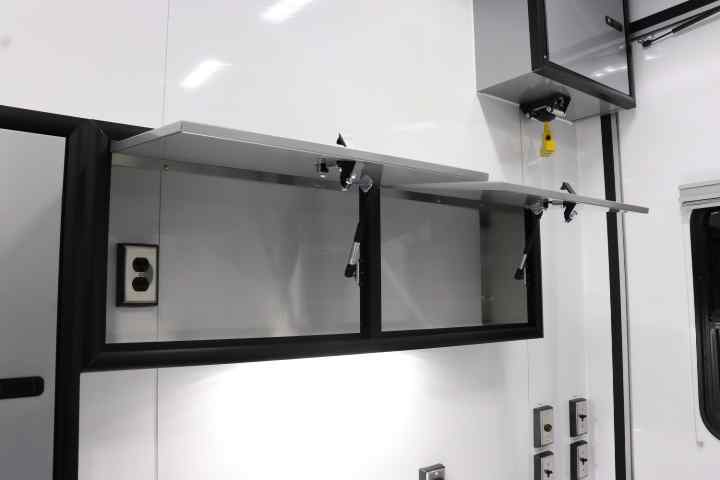 inTech Gooseneck Trailer
