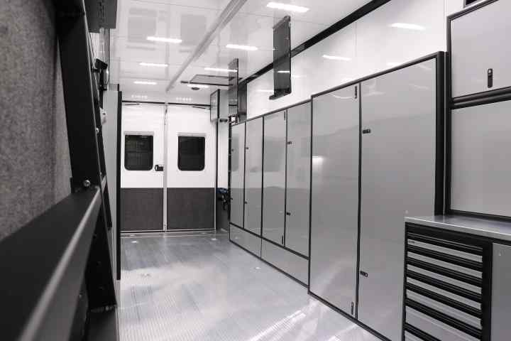 inTech Gooseneck Trailer
