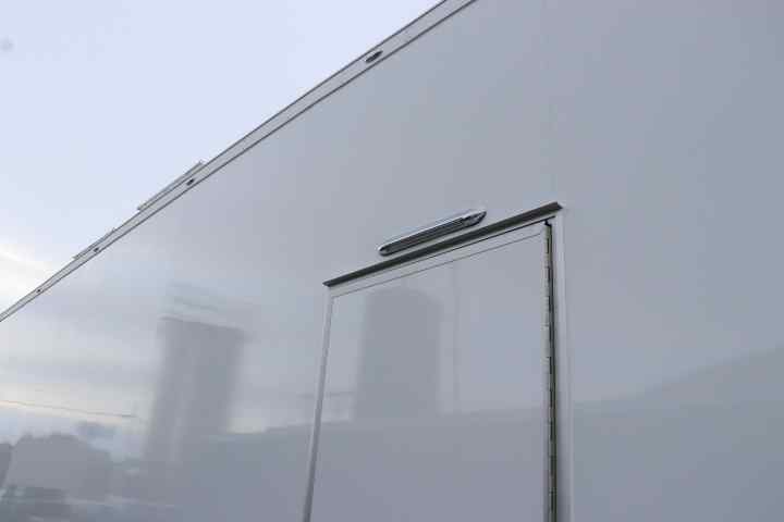 inTech Gooseneck Trailer