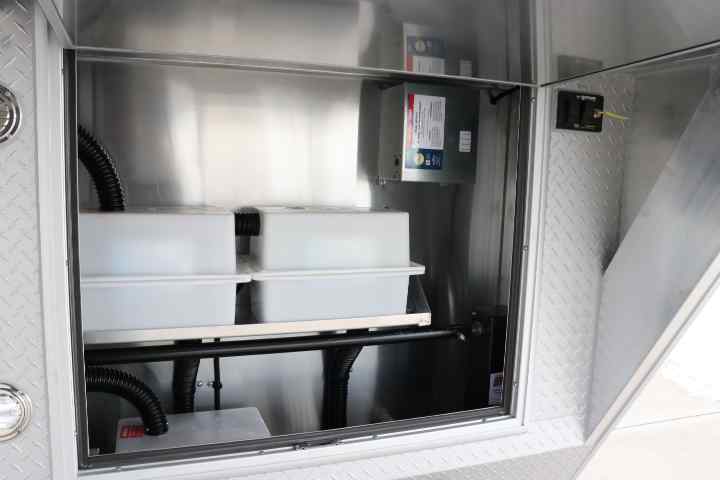 inTech Gooseneck Trailer