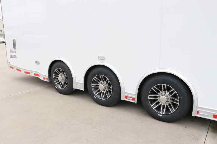 inTech Gooseneck Trailer