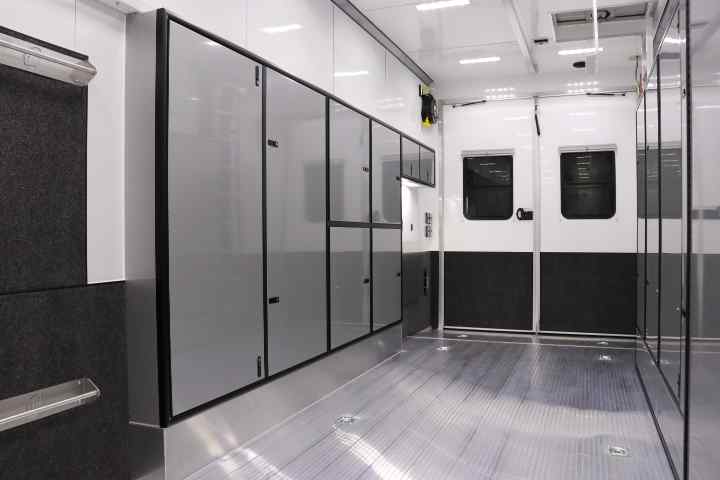 inTech Gooseneck Trailer