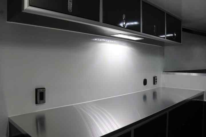inTech Gooseneck Trailer