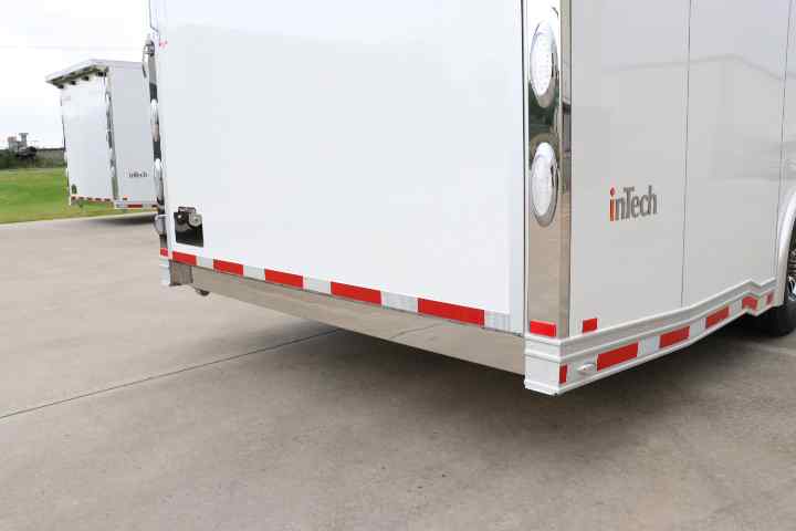 inTech Gooseneck Trailer