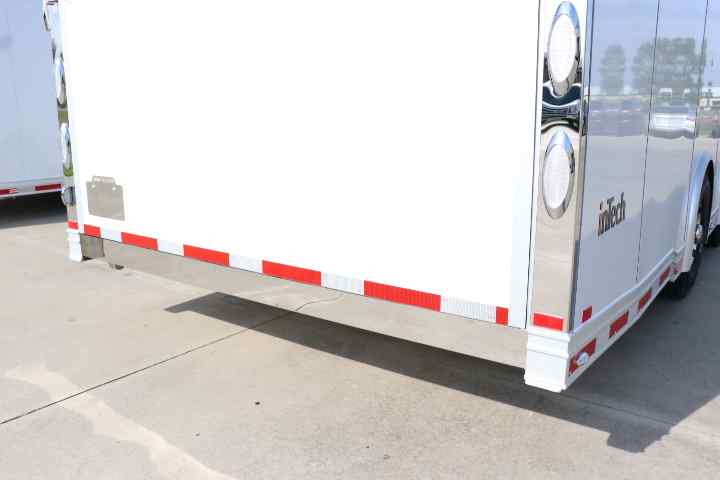 inTech Gooseneck Trailer