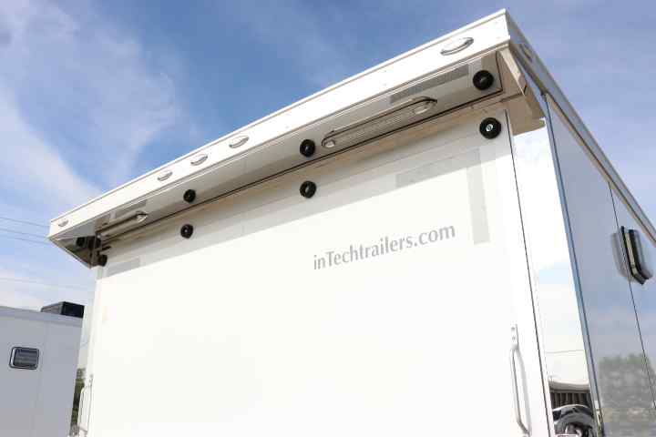 inTech Gooseneck Trailer