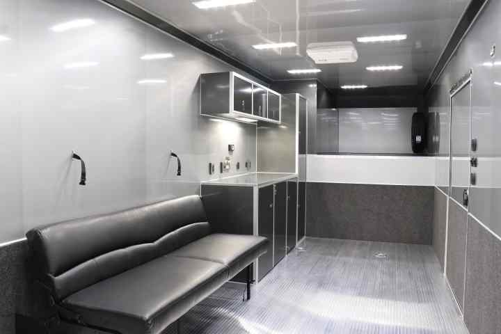 inTech Gooseneck Trailer