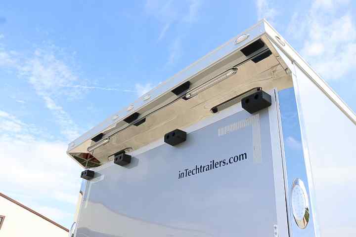 inTech Gooseneck Trailer