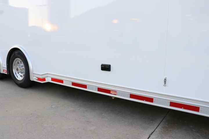 inTech Gooseneck Trailer