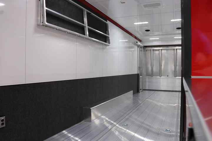 inTech Gooseneck Trailer
