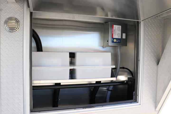 inTech Gooseneck Trailer