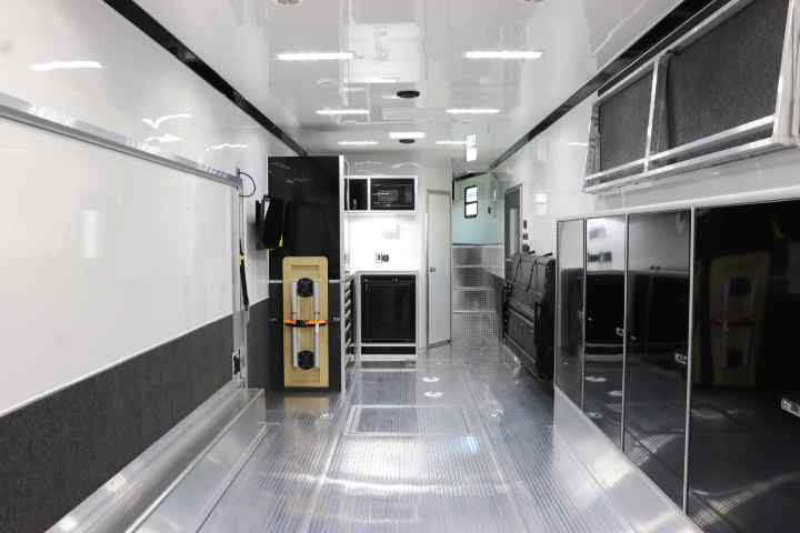 inTech Gooseneck Trailer