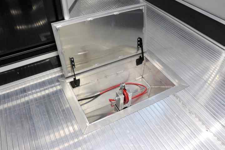 inTech Gooseneck Trailer
