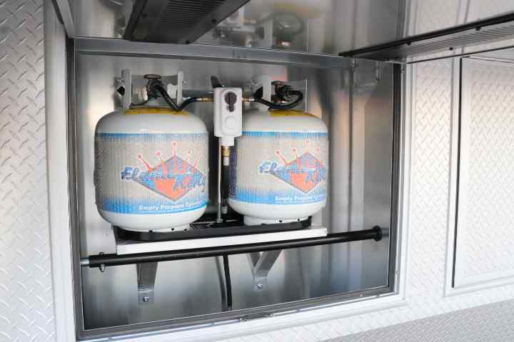 inTech Gooseneck Trailer