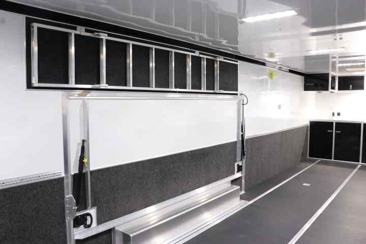inTech Gooseneck Trailer