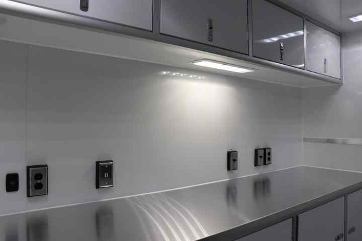 inTech Gooseneck Trailer