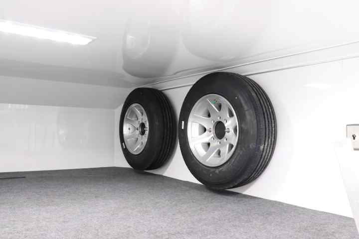 inTech Gooseneck Trailer