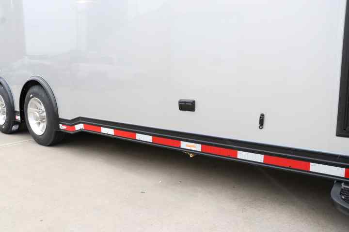 inTech Gooseneck Trailer