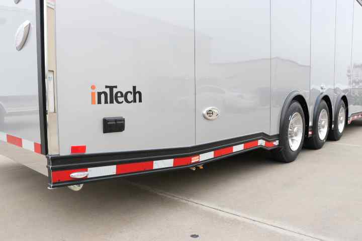 inTech Gooseneck Trailer