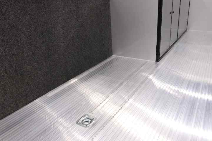inTech Gooseneck Trailer