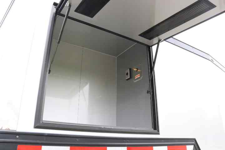 inTech Gooseneck Trailer