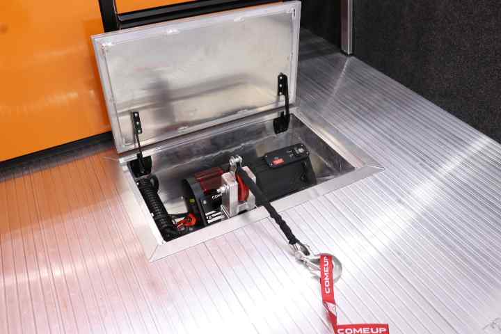 inTech Gooseneck Trailer
