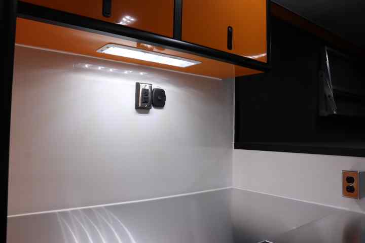 inTech Gooseneck Trailer