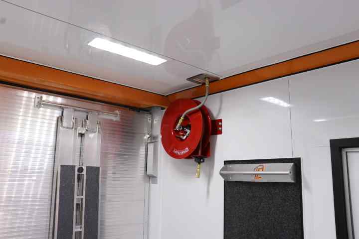 inTech Gooseneck Trailer