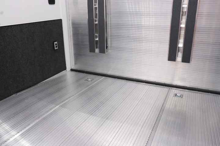 inTech Gooseneck Trailer