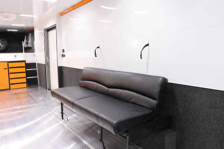 inTech Gooseneck Trailer