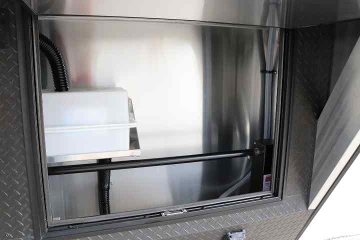 inTech Gooseneck Trailer