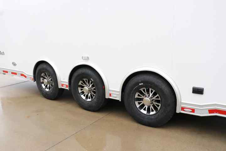 inTech Gooseneck Trailer