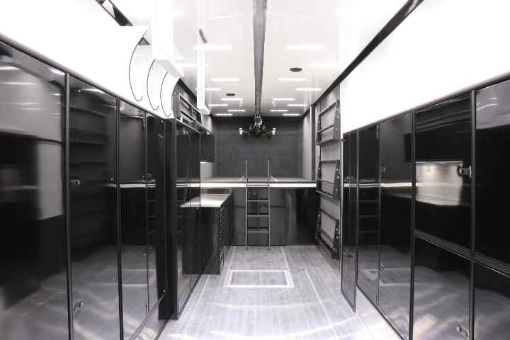 inTech Gooseneck Trailer