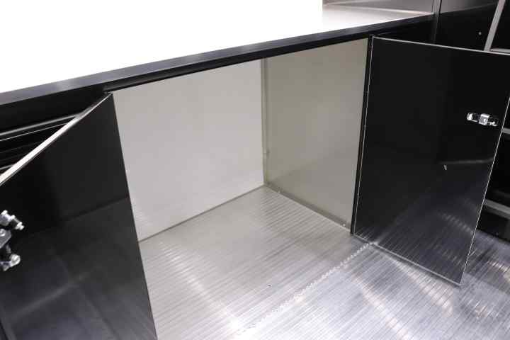 inTech Gooseneck Trailer