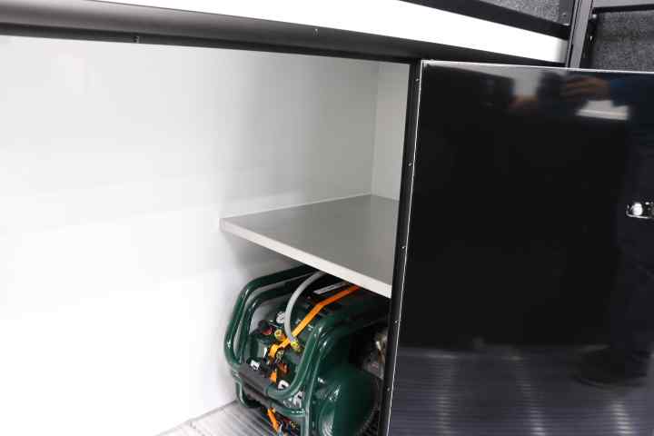inTech Gooseneck Trailer