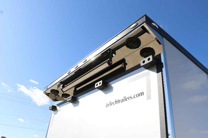inTech Gooseneck Trailer