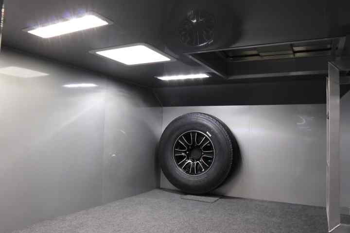inTech Gooseneck Trailer