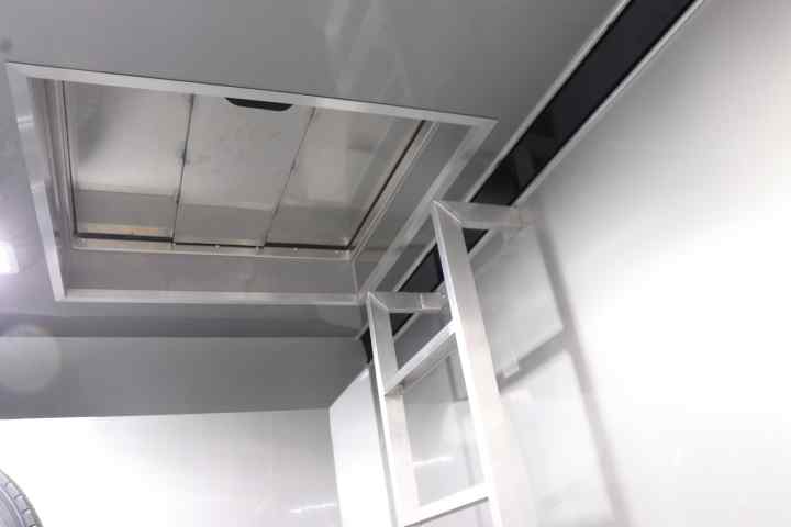 inTech Gooseneck Trailer