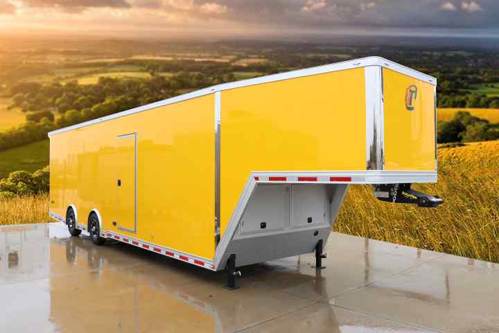 inTech Gooseneck Trailer