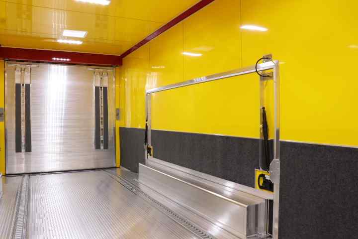 inTech Gooseneck Trailer