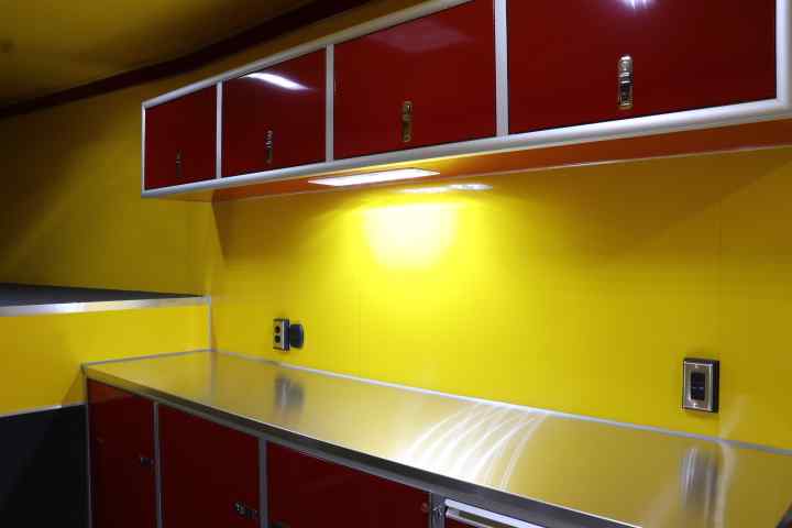 inTech Gooseneck Trailer