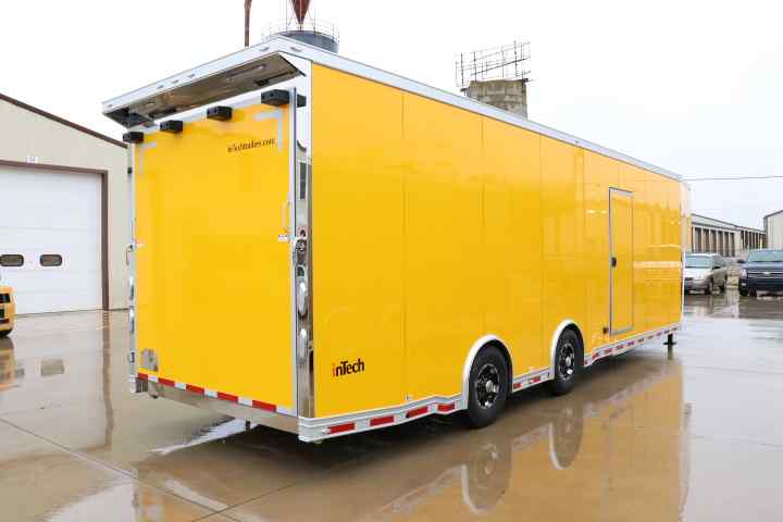 inTech Gooseneck Trailer