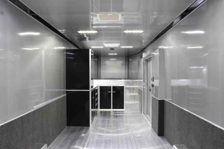 inTech Gooseneck Trailer