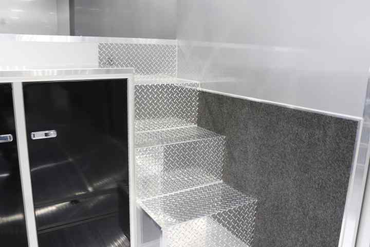 inTech Gooseneck Trailer