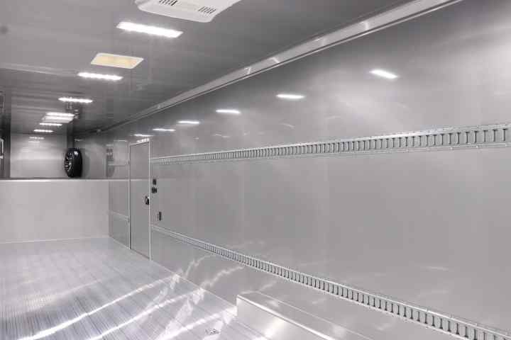 inTech Gooseneck Trailer