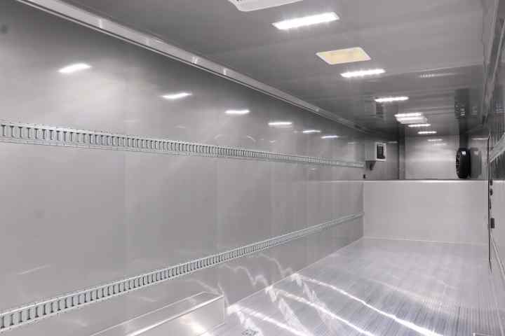 inTech Gooseneck Trailer