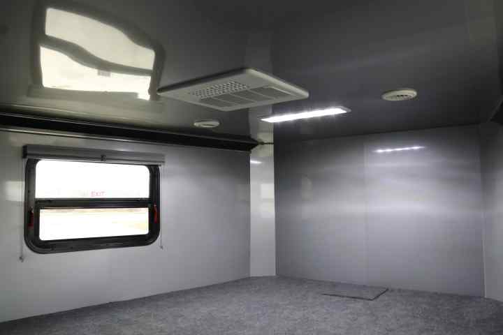 inTech Gooseneck Trailer