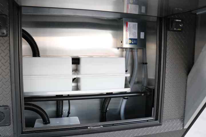 inTech Gooseneck Trailer