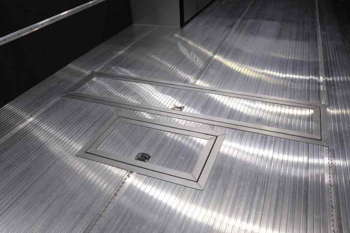 inTech Gooseneck Trailer